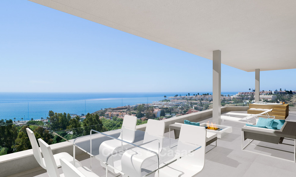 Zonnige en moderne luxe appartementen te koop, met onbelemmerd uitzicht op zee, Fuengirola, Costa del Sol 5840