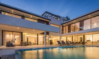 Spectaculaire high-end luxe villa te koop, instapklaar, met panoramisch uitzicht op zee, golf en bergen, Benahavis - Marbella 5852 