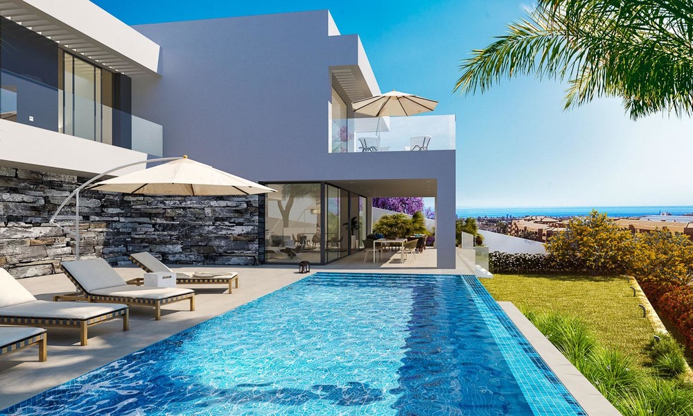 Ruime en moderne nieuwe luxe villa's te koop, in een prestigieus golfresort en met panoramisch uitzicht op zee, Benahavis - Marbella 5914