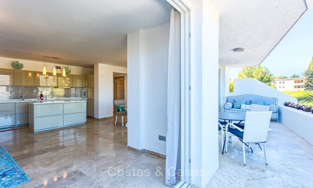 Gezellig en helder appartement te koop, recentelijk gerenoveerd, Nueva Andalucía, Marbella 6056