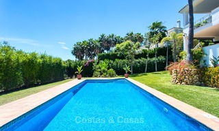 Designer villa in Andalusische stijl te koop, prachtig uitzicht op zee, nabij golf en strand, Marbella 6060 