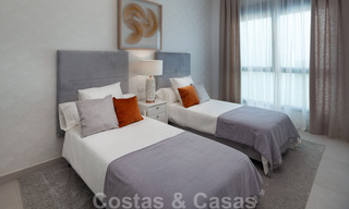 Nieuwe, avant-garde geschakelde huizen te koop, adembenemend uitzicht op zee, Casares, Costa del Sol. Instapklaar. 41390 
