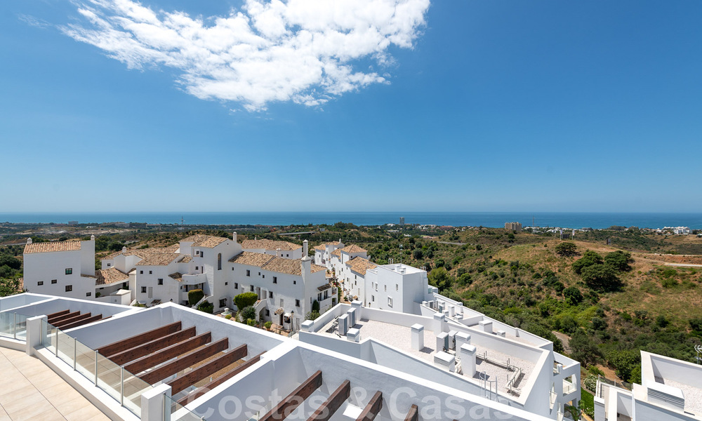 Aantrekkelijke nieuwe appartementen met een prachtig uitzicht op zee te koop, Marbella. Opgeleverd! 29174