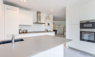 Prachtig en ruim luxe appartement te koop, Marina Puente Romano, Golden Mile, Marbella 6237 