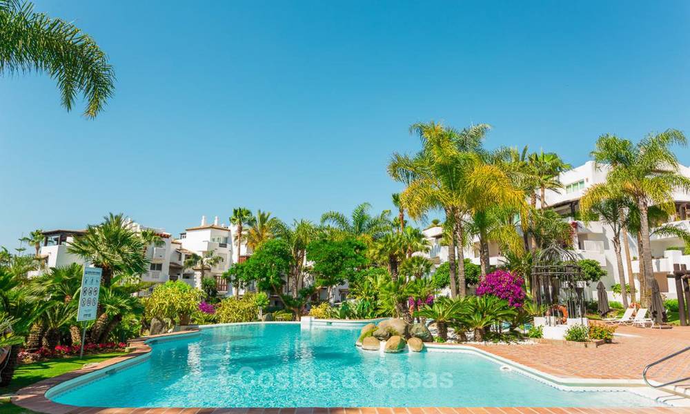 Prachtig en ruim luxe appartement te koop, Marina Puente Romano, Golden Mile, Marbella 6256