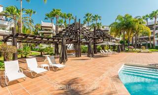 Prachtig en ruim luxe appartement te koop, Marina Puente Romano, Golden Mile, Marbella 6260 