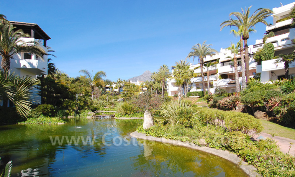 Prachtig en ruim luxe appartement te koop, Marina Puente Romano, Golden Mile, Marbella 9670