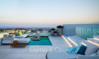 Nieuwe eigentijdse luxe appartementen te koop, met een uitzonderlijk uitzicht op zee, golf en bergen, Benahavis - Marbella. Laatste units. 6321 