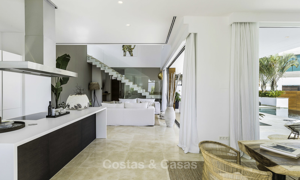 Schitterende nieuwe moderne luxe villa te koop, in een top golfresort, Benahavis - Marbella 17187