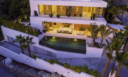 Schitterende nieuwe moderne luxe villa te koop, in een top golfresort, Benahavis - Marbella 19576
