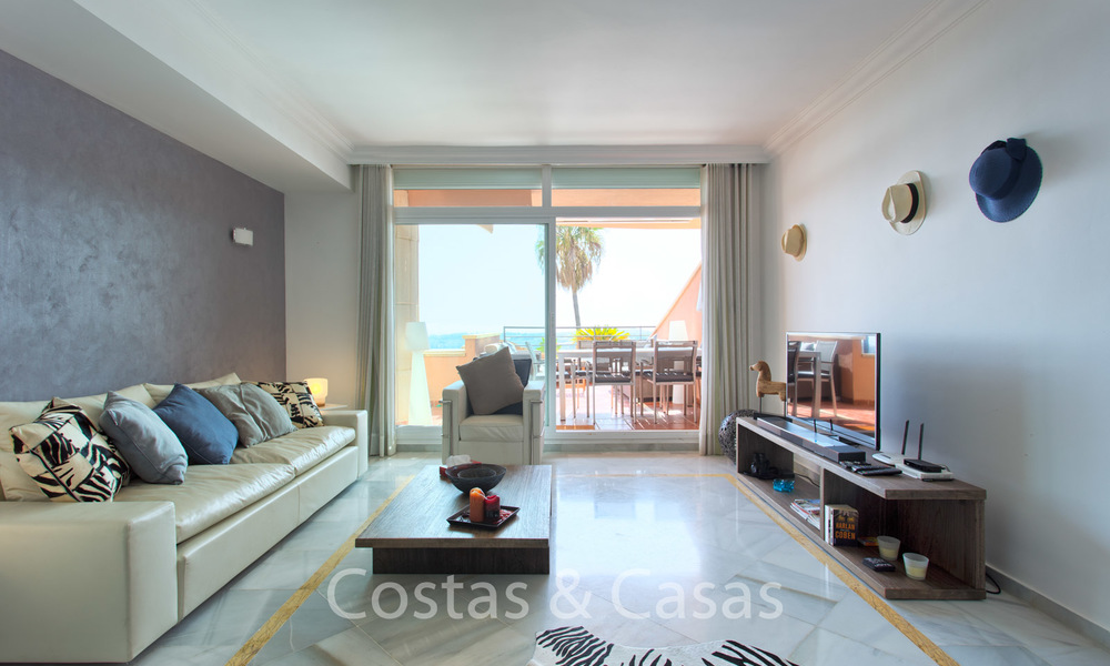 Te koop: Modern luxe appartement in een populair complex in het hart van Nueva Andalucia's Golfvallei - Marbella 6568