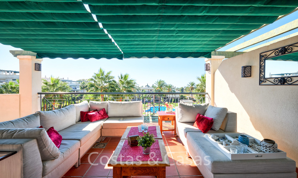 Heerlijk penthouse appartement te koop, op loopafstand van strand en Puerto Banus, Nueva Andalucia - Marbella 6598
