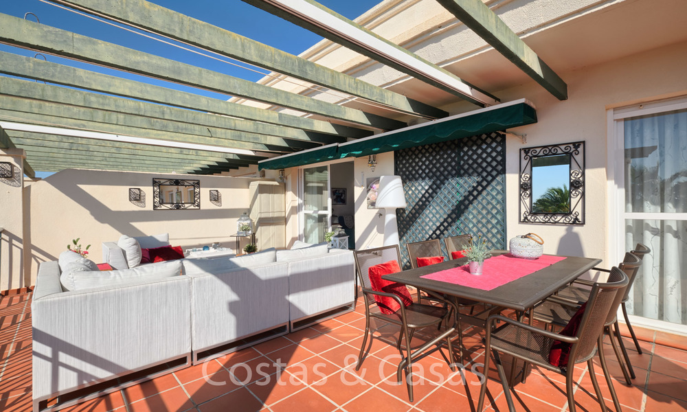 Heerlijk penthouse appartement te koop, op loopafstand van strand en Puerto Banus, Nueva Andalucia - Marbella 6601