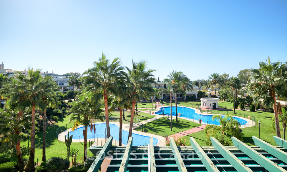 Heerlijk penthouse appartement te koop, op loopafstand van strand en Puerto Banus, Nueva Andalucia - Marbella 6605
