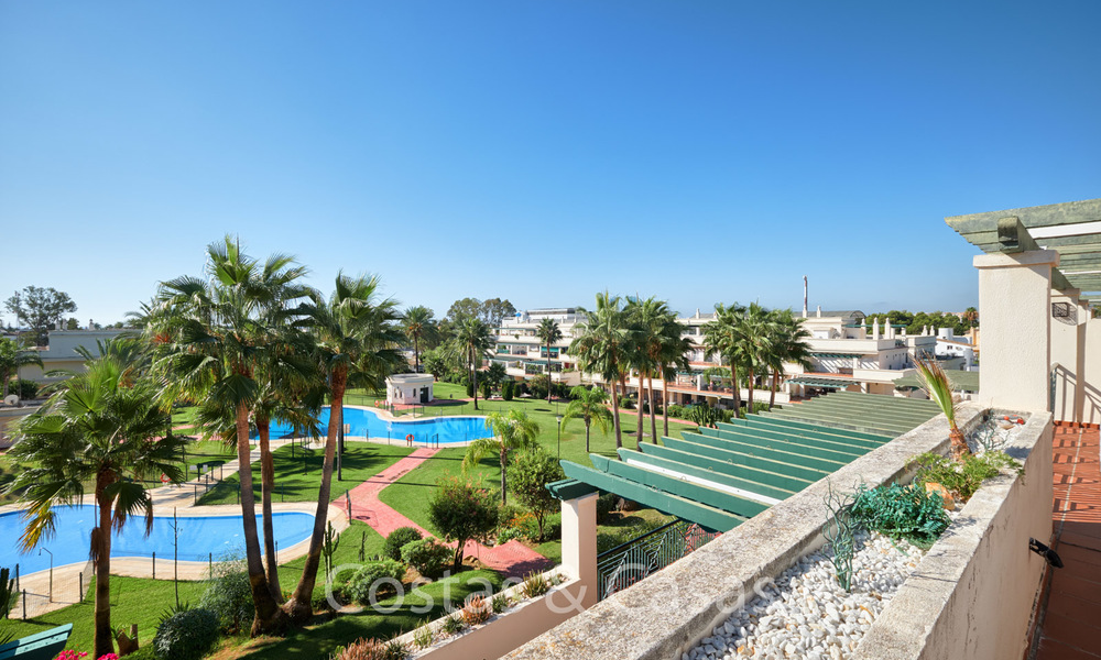 Heerlijk penthouse appartement te koop, op loopafstand van strand en Puerto Banus, Nueva Andalucia - Marbella 6606
