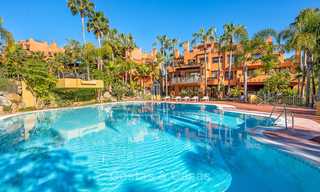 Goed gelegen, stijlvol luxe appartement in een prachtige urbanisatie - Nueva Andalucia, Marbella 6767 