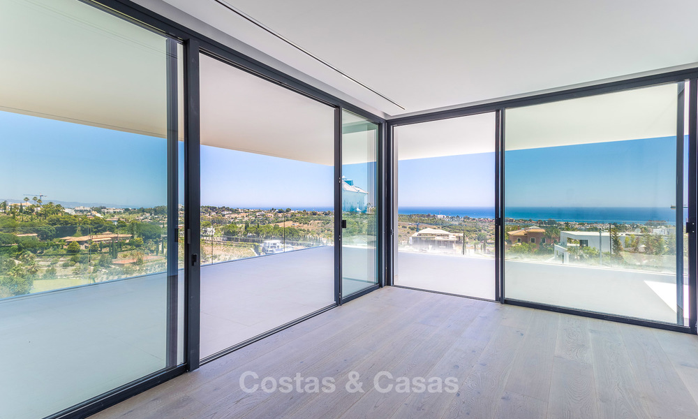Majestueuze moderne villa met panoramisch zeezicht te koop, front-line golf, Benahavis - Marbella 6844