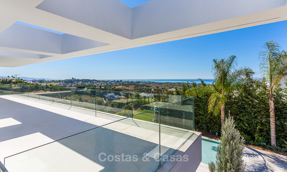 Majestueuze moderne villa met panoramisch zeezicht te koop, front-line golf, Benahavis - Marbella 6853