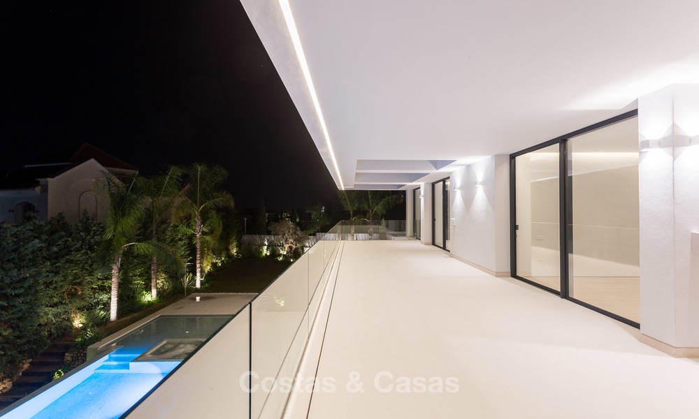 Majestueuze moderne villa met panoramisch zeezicht te koop, front-line golf, Benahavis - Marbella 6870