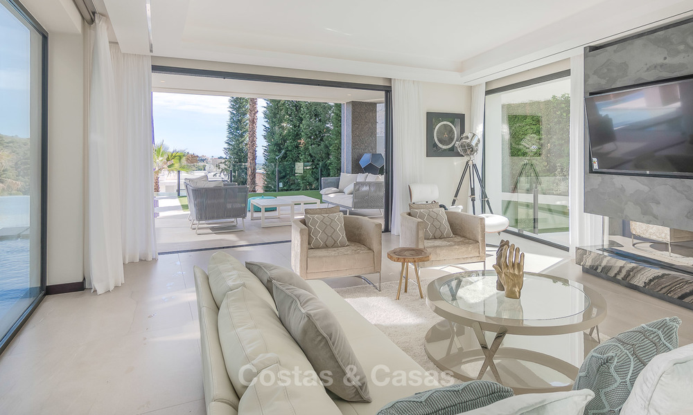 Weelderige nieuwbouw designer villa te koop in een exclusieve urbanisatie, Benahavis - Marbella 6894