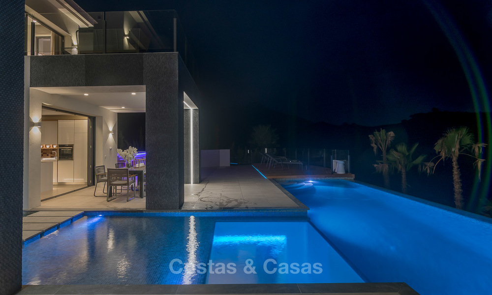 Weelderige nieuwbouw designer villa te koop in een exclusieve urbanisatie, Benahavis - Marbella 6941