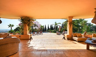 Prachtige rustieke luxe villa met adembenemend uitzicht op zee en de bergen - Golf Valley, Nueva Andalucia, Marbella 7243 