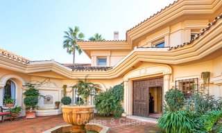 Prachtige rustieke luxe villa met adembenemend uitzicht op zee en de bergen - Golf Valley, Nueva Andalucia, Marbella 7268 