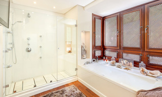 Exclusieve luxe villa in Mediterrane stijl te koop - Nueva Andalucia, Marbella 7653 