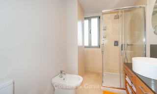 Ruim, licht en modern luxe penthouse appartement te koop met golf en zeezicht in Marbella - Benahavis 7715 