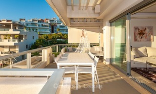 Ruim, licht en modern luxe penthouse appartement te koop met golf en zeezicht in Marbella - Benahavis 7720 