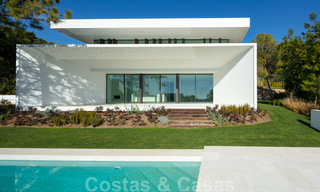 Nieuwe eigentijdse luxe villa's met zeezicht te koop, in een exclusieve urbanisatie in Benahavis - Marbella 21652 