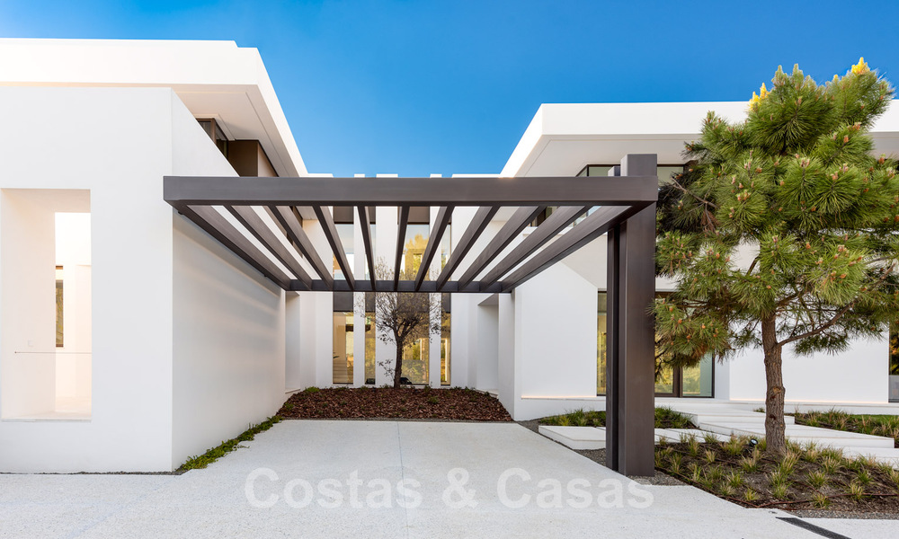 Nieuwe eigentijdse luxe villa's met zeezicht te koop, in een exclusieve urbanisatie in Benahavis - Marbella 37261