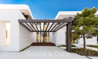 Nieuwe eigentijdse luxe villa's met zeezicht te koop, in een exclusieve urbanisatie in Benahavis - Marbella 37261 