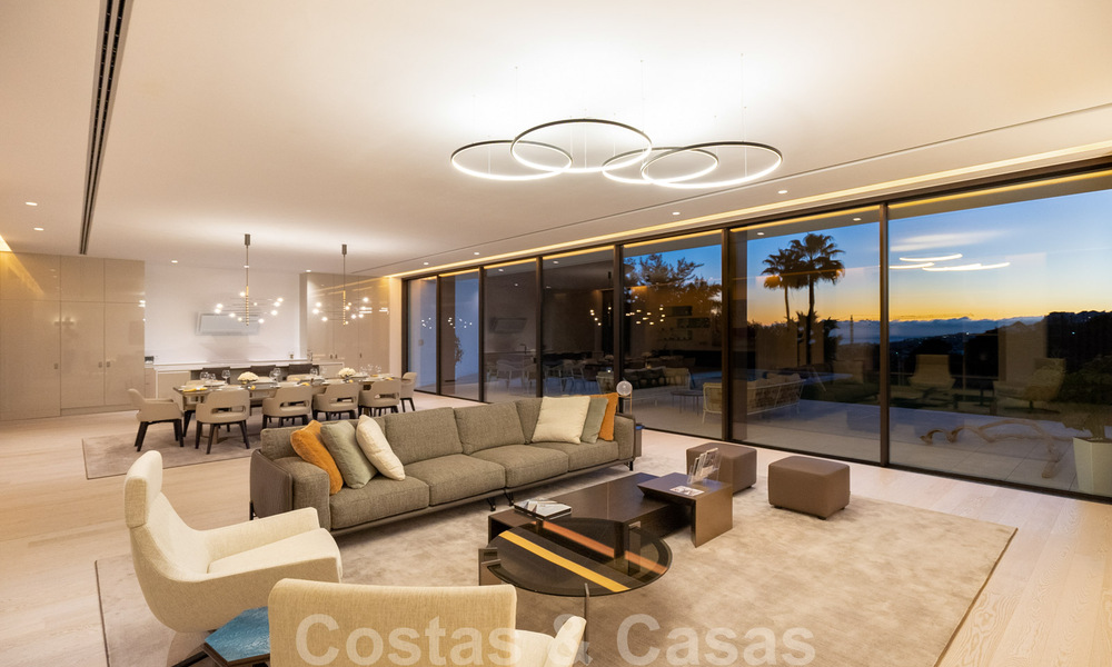 Nieuwe eigentijdse luxe villa's met zeezicht te koop, in een exclusieve urbanisatie in Benahavis - Marbella 37269