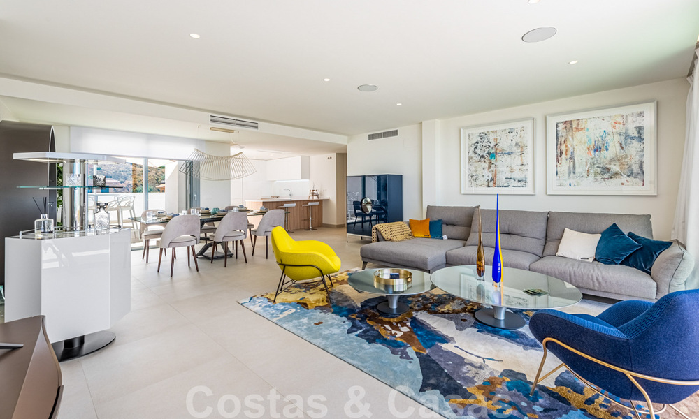 Nieuwe moderne frontline golf appartementen met uitzicht op zee te koop in een luxe resort in Mijas, Costa del Sol. Instapklaar! Laatste penthouses! 39683