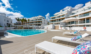 Nieuwe moderne frontline golf appartementen met uitzicht op zee te koop in een luxe resort in Mijas, Costa del Sol. Instapklaar! Laatste penthouses! 39702 