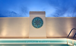 Luxueus eerstelijns strand penthouse appartement met verwarmd privé zwembad te koop in een luxe complex op de New Golden Mile, Marbella - Estepona 7880 