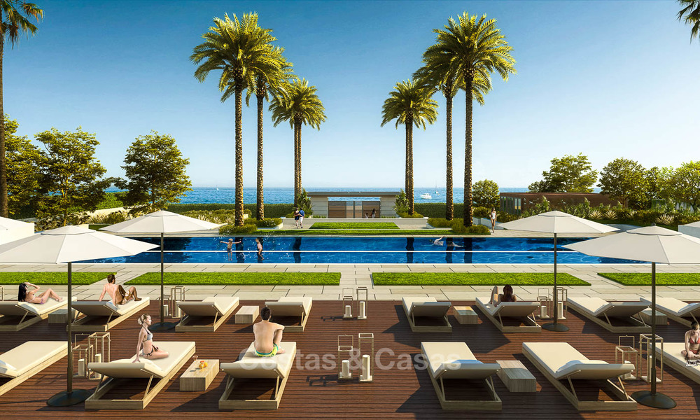 Luxueuze eerste lijn strandvilla's te koop in een nieuw, exclusief complex, New Golden Mile, Marbella - Estepona 7905