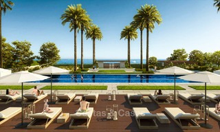 Luxueuze nieuwe eerstelijn strandappartementen te koop in een exclusief complex, New Golden Mile, Marbella - Estepona 7922 
