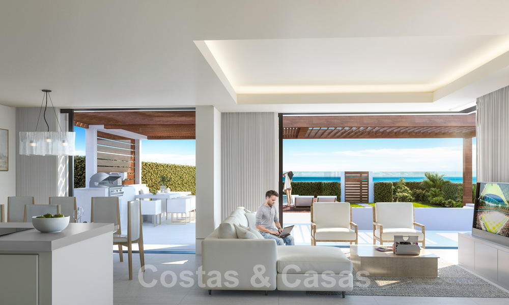 Luxueuze nieuwe eerstelijn strandappartementen te koop in een exclusief complex, New Golden Mile, Marbella - Estepona 40495