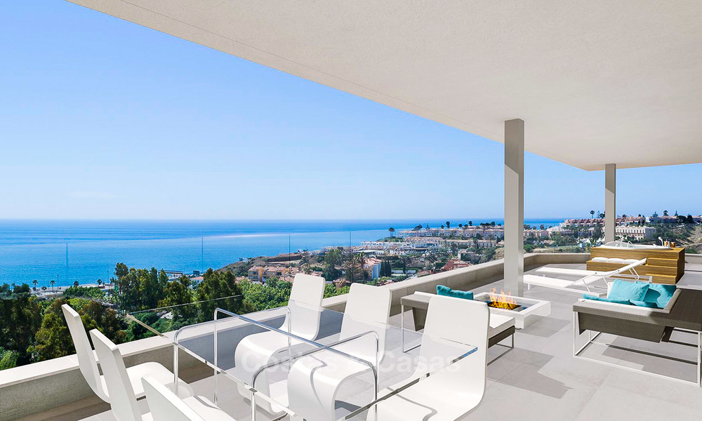 Moderne gerenoveerde appartementen te koop, op loopafstand van het strand en voorzieningen, Fuengirola - Costa del Sol 8006