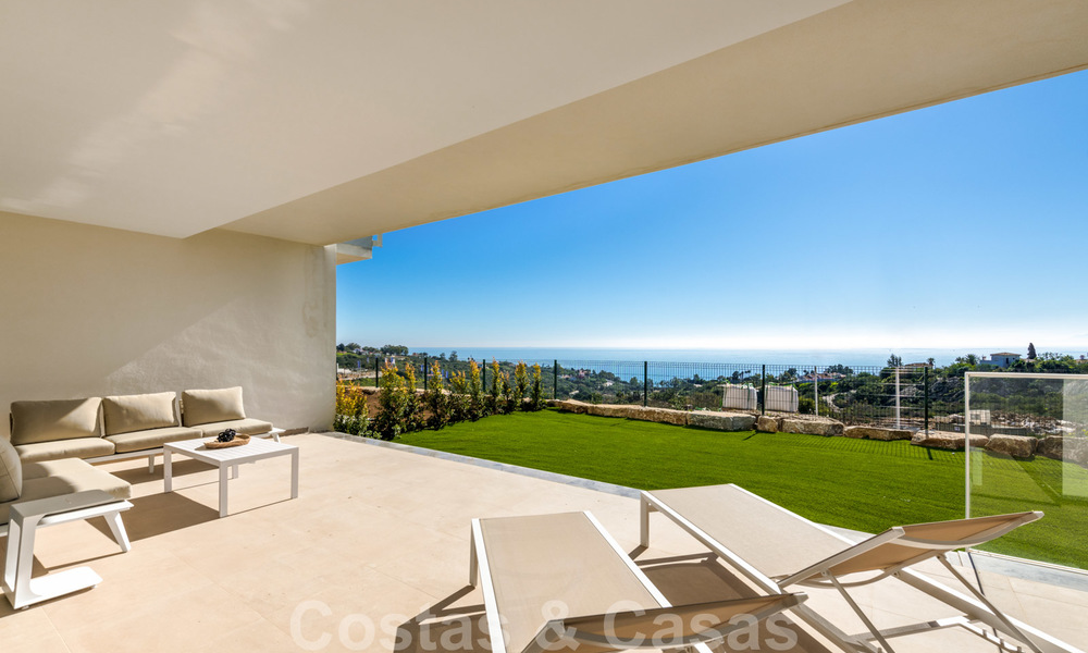 Stijlvolle moderne appartementen met adembenemend uitzicht op zee te koop, Manilva, Costa del Sol 23760