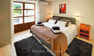 Ruime villa in landelijke stijl in een unieke natuurlijke omgeving te koop, Casares, Costa del Sol 8100 