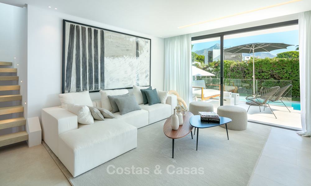 Prachtige gerenoveerde luxe villa te koop in Nueva Andalucia's Golf Valley - Marbella 8150