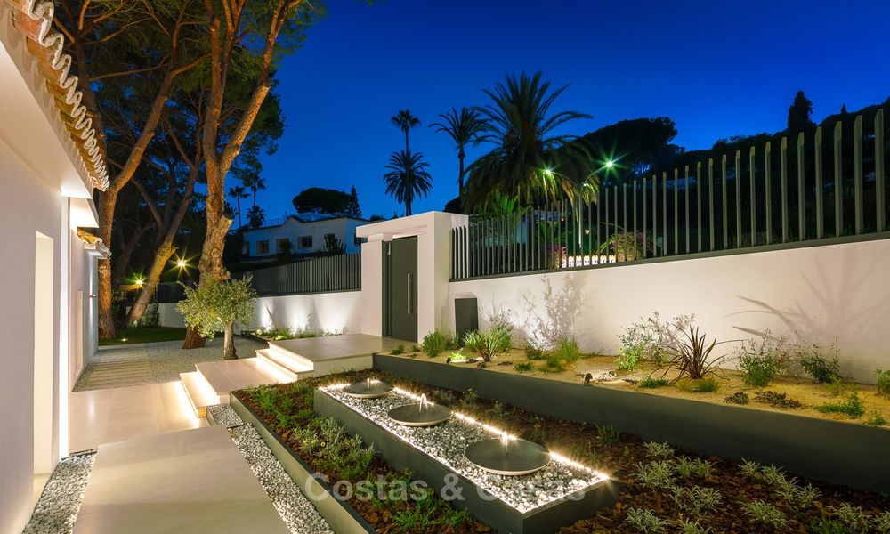Prachtige gerenoveerde luxe villa te koop in Nueva Andalucia's Golf Valley - Marbella 8160