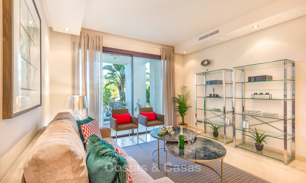 Prachtig luxe tuinappartement in een begeerd wooncomplex te koop, klaar om in te trekken - Benahavis, Marbella 8333