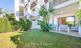 Prachtig luxe tuinappartement in een begeerd wooncomplex te koop, klaar om in te trekken - Benahavis, Marbella 8338 