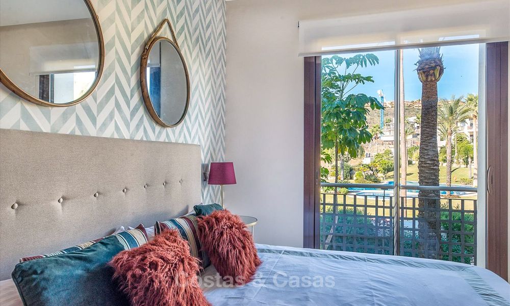 Mooi en ruim luxe appartement met zeezicht te koop in een begeerde urbanisatie, klaar om in te trekken - Benahavis, Marbella 8280