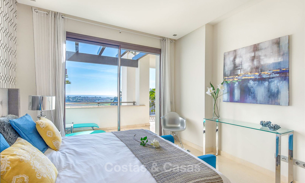 Buitenkans! Mooi en zeer ruim luxe appartement met zeezicht te koop, instapklaar - Benahavis, Marbella 8294