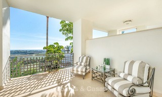 Buitenkans! Mooi en zeer ruim luxe appartement met zeezicht te koop, instapklaar - Benahavis, Marbella 8299 